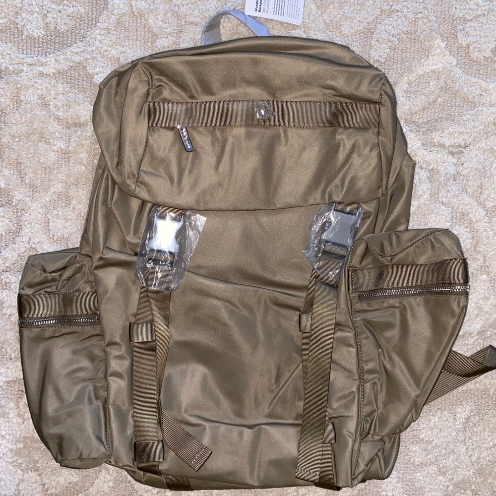 Lululemon wunderlust backpack - Picture 5 of 8